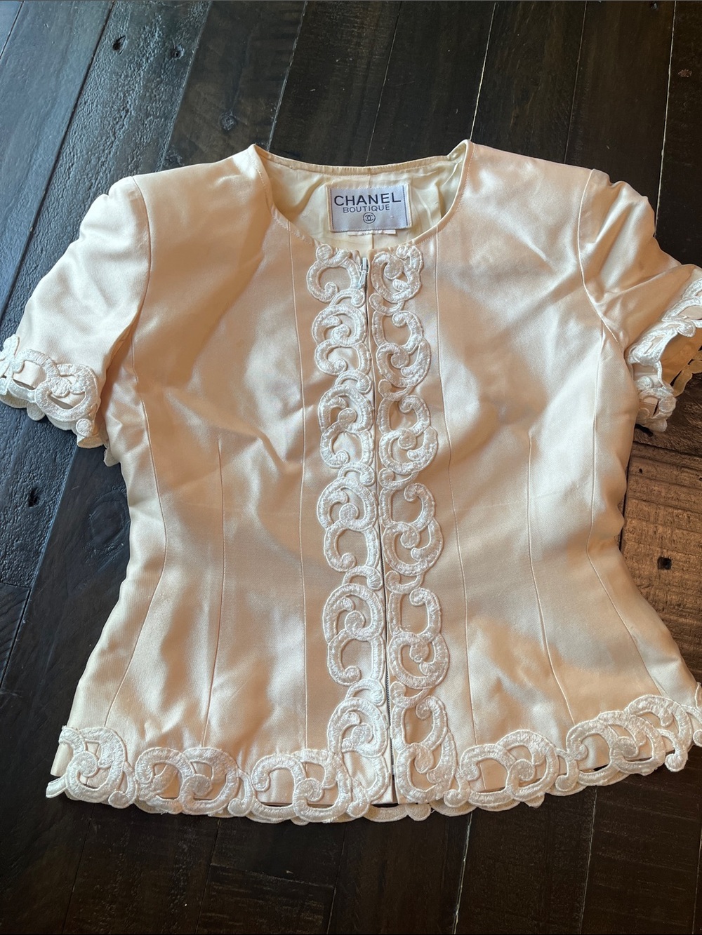 CHANEL Cream Silk Short Sleeve Top with Embroidered Loop Trim - Picture 2 of 16